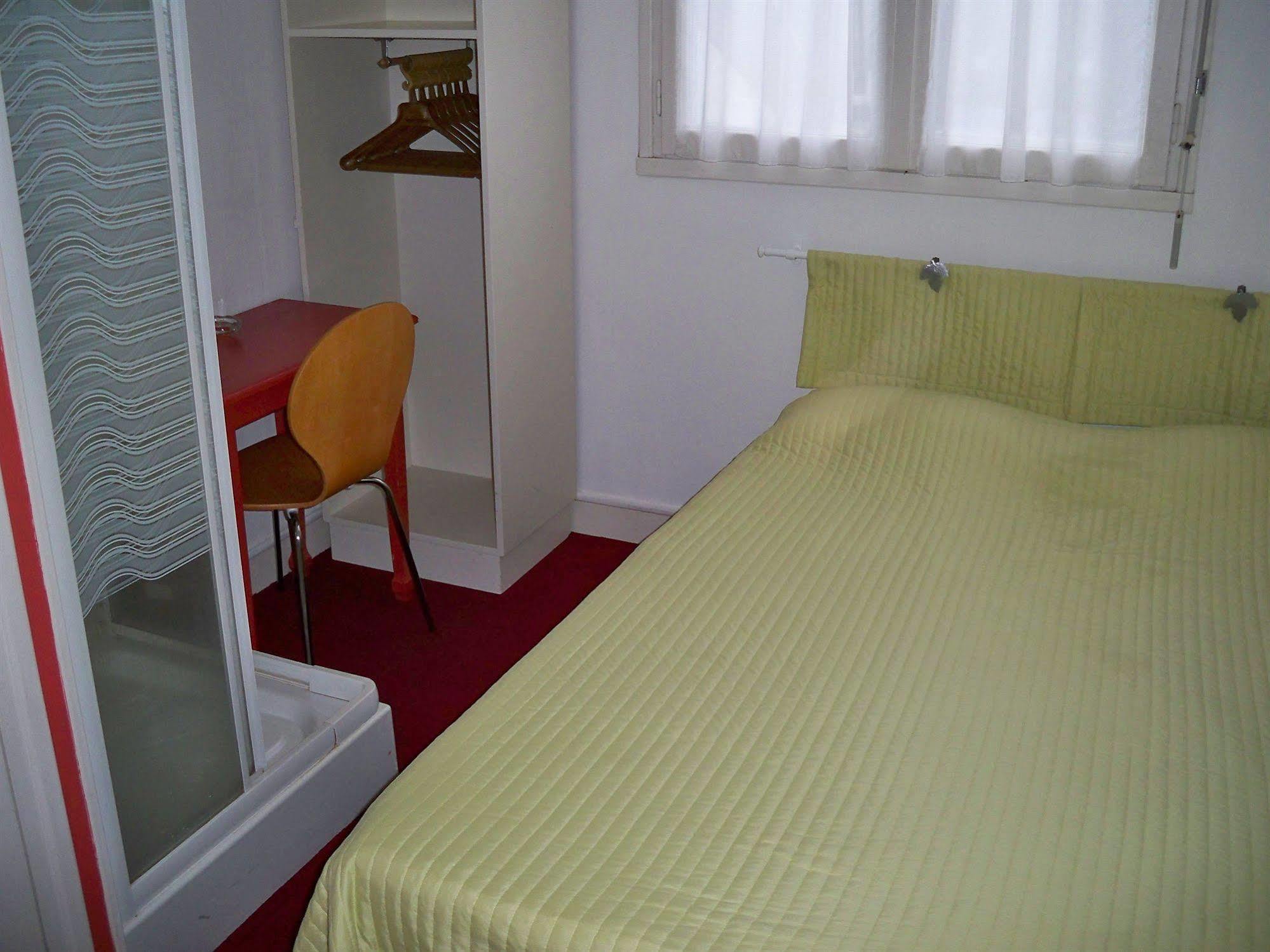 Hotel Victor Hugo Lorient Exterior photo